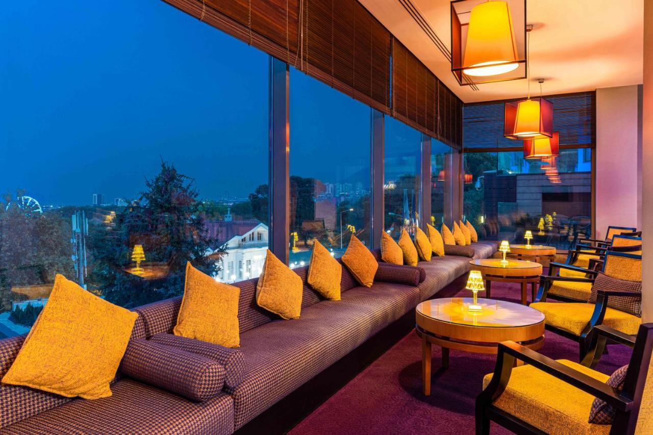 โรงแรมเซลิก พาเลซ คอนเวนชั่น เซ็นเตอร์ เทอร์มอล สปา บูร์ซา ภายนอก รูปภาพ The lounge at the hotel