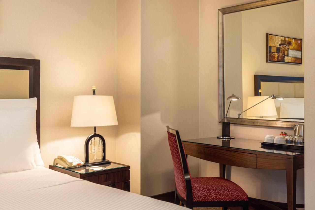 โรงแรมเซลิก พาเลซ คอนเวนชั่น เซ็นเตอร์ เทอร์มอล สปา บูร์ซา ภายนอก รูปภาพ A room at the hotel